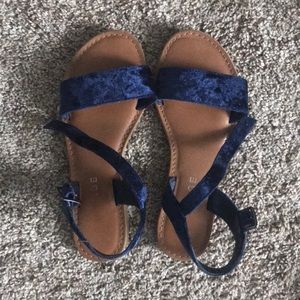 Navy velvet sandals
